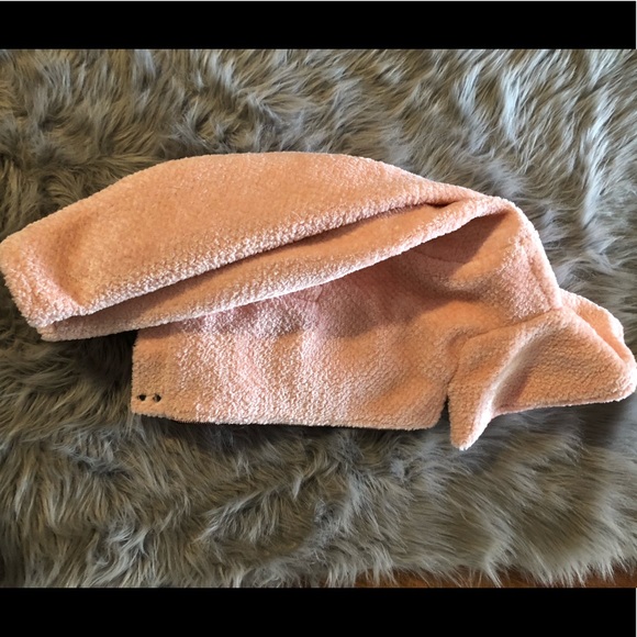 πSOLD!! NWOT Faux Fur coat (pink)πππ - Picture 4 of 7